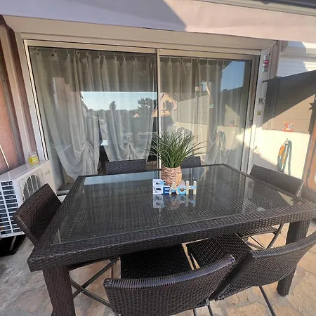 Club 2-4 Pers, Clim, Sur Mer, Piscine Commune, 350m Сasa de vacaciones
